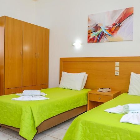 Villa Mitzelos Moni Evaggelistrias Екстер'єр фото