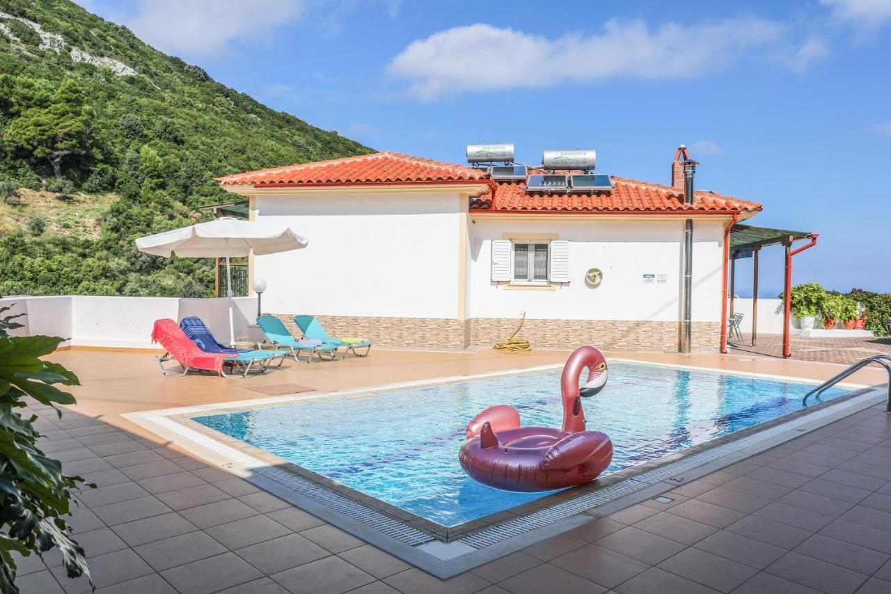 Villa Mitzelos Moni Evaggelistrias Екстер'єр фото